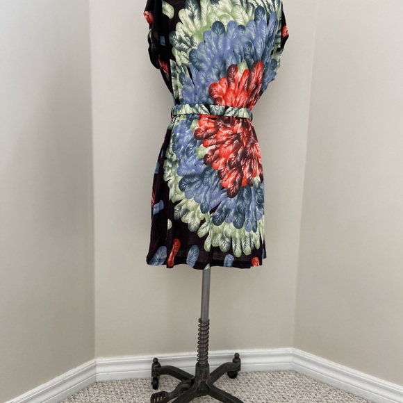 Dress - Picture 3 of 8